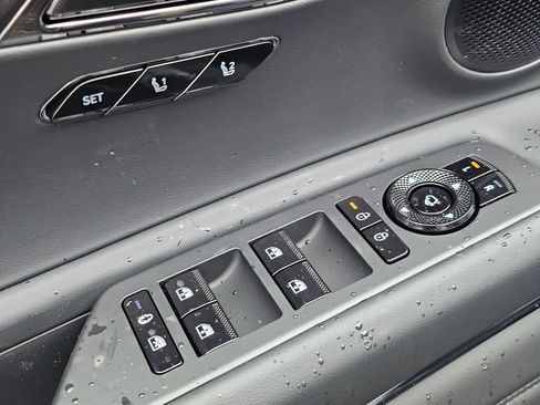 New 2026 Genesis GV80 3.5T Prestige AWD/4WD image 32