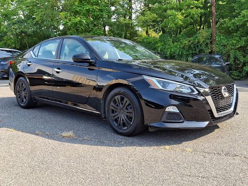 Used 2019 Nissan Altima 2.5 S FWD image 7