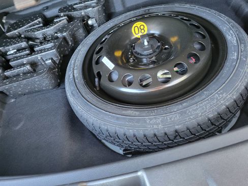 Certified 2023 Chevrolet TrailBlazer RS w/ Sun and Liftgate Package image 41