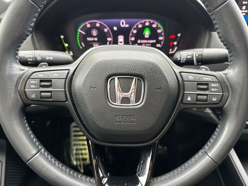 Used 2023 Honda Accord Sport image 11