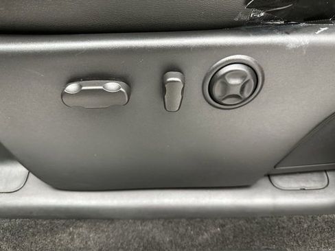 Used 2013 GMC Sierra 2500 Denali w/ Suspension Package, Off-Road image 13