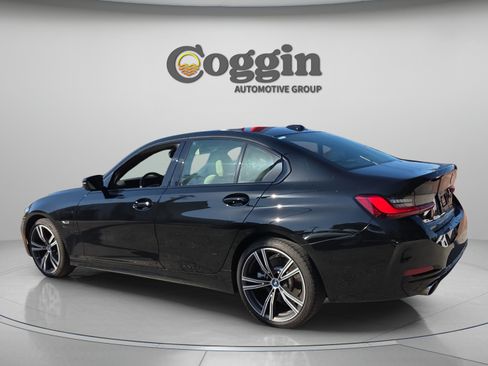 Used 2023 BMW 330e w/ Driving Assistance Package RWD image 3