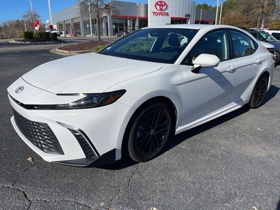 Used 2025 Toyota Camry SE