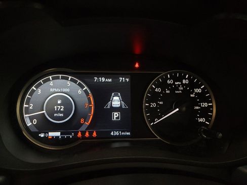 Used 2025 Nissan Versa SV w/ Trunk Package FWD image 23