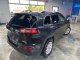 Used 2015 Jeep Cherokee Latitude w/ Cold Weather Group image 4