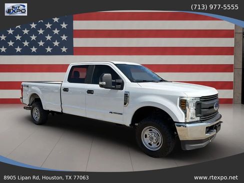 Used 2019 Ford F250 XL w/ Power Equipment Group AWD/4WD image 2