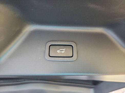 Used 2019 Land Rover Range Rover HSE image 14