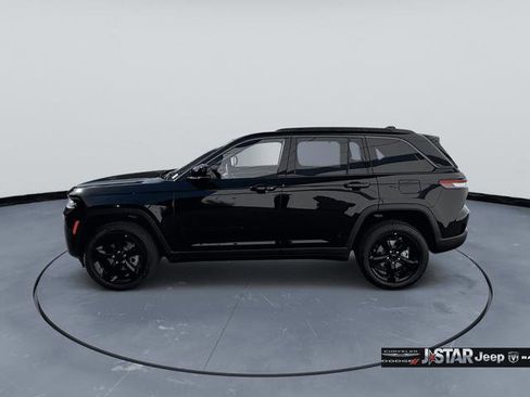 New 2026 Jeep Grand Cherokee Limited w/ Limited Altitude Package AWD/4WD image 8
