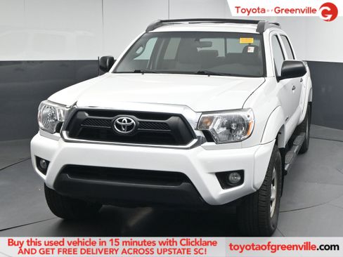 Used 2014 Toyota Tacoma Base image 1
