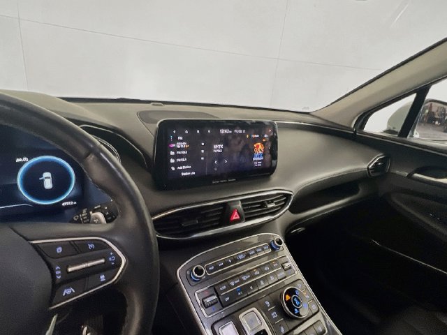 Used 2023 Hyundai Santa Fe Limited AWD/4WD image 10