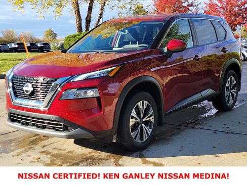 Certified 2023 Nissan Rogue SV image 7