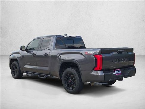 Used 2022 Toyota Tundra SR5 RWD image 7