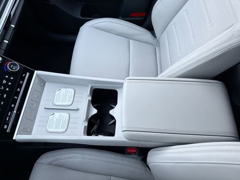 New 2026 Hyundai Santa Fe Calligraphy AWD/4WD image 23