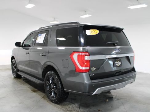 Used 2021 Ford Expedition XLT image 7