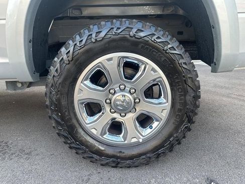 Used 2018 RAM 2500 Laramie image 13