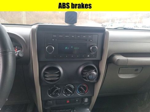 Used 2009 Jeep Wrangler X image 11