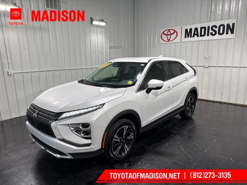 Used 2024 Mitsubishi Eclipse Cross SE AWD/4WD image 1