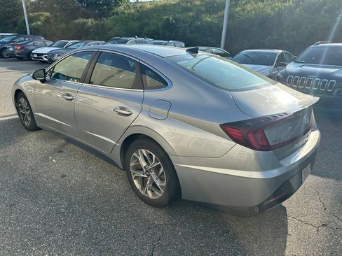 Used 2020 Hyundai Sonata SEL w/ Convenience Package FWD image 2