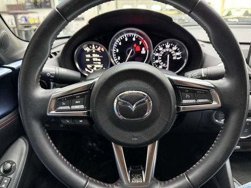 Used 2017 MAZDA MX-5 Miata RF Grand Touring RWD image 18