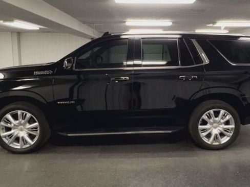 Used 2022 Chevrolet Tahoe High Country AWD/4WD image 5