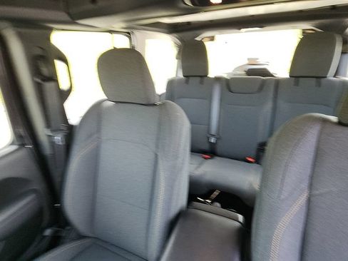 Used 2025 Jeep Wrangler Unlimited Sport AWD/4WD image 21
