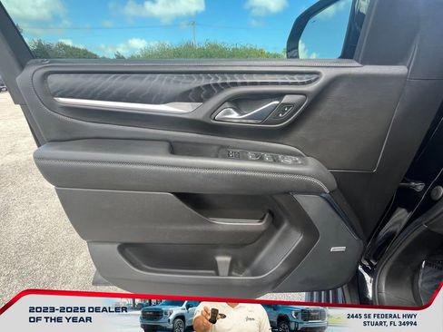 Used 2021 GMC Yukon Denali w/ Denali Premium Package image 25