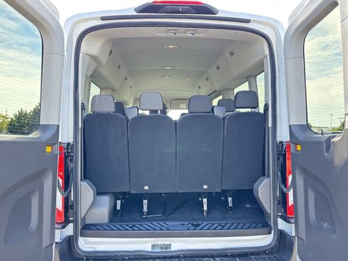 Used 2024 Ford Transit 350 XLT image 22