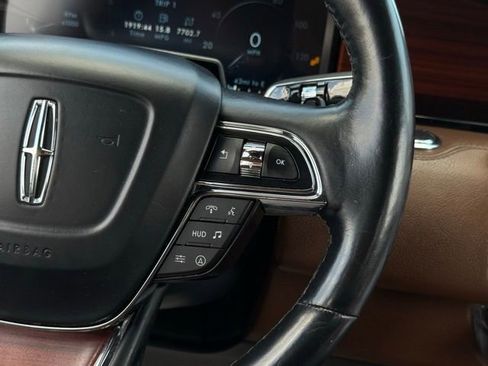 Used 2022 Lincoln Navigator Reserve image 9
