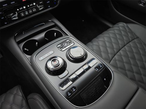 New 2026 Genesis G90 3.5T Prestige image 25