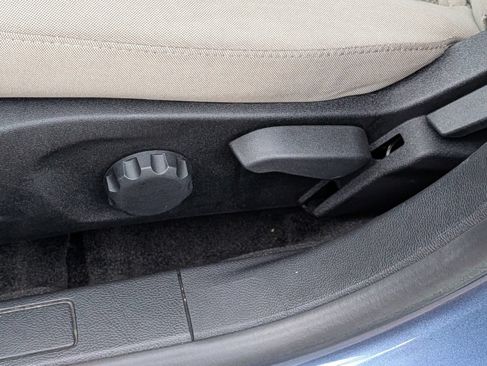 Used 2018 Ford Fusion S FWD image 17
