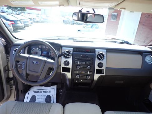Used 2010 Ford F150 XLT image 10