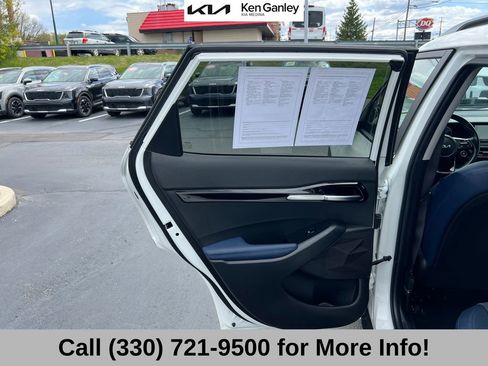 Certified 2024 Kia Seltos S AWD/4WD image 48