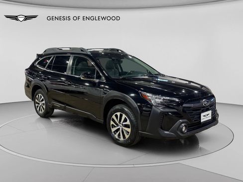 Used 2023 Subaru Outback Premium AWD/4WD image 7