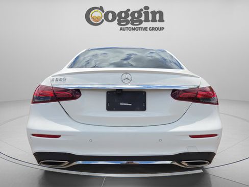 Used 2021 Mercedes-Benz E 350 Sedan image 4