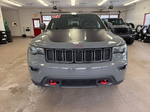 Used 2020 Jeep Grand Cherokee Trailhawk w/ Trailhawk Luxury Group image 2