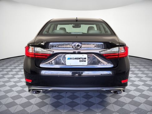 Used 2017 Lexus ES 350 w/ Premium Package FWD image 11