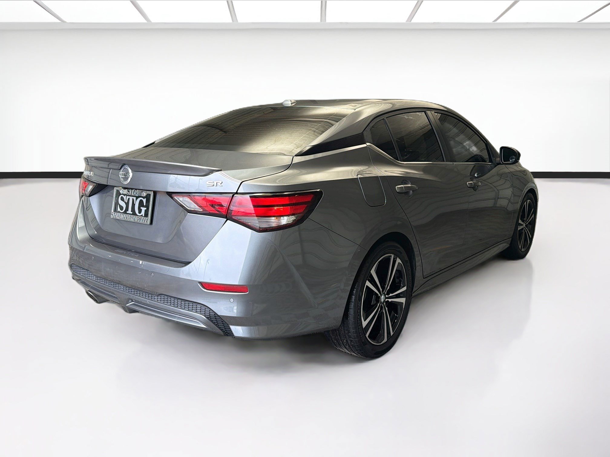 Used 2022 Nissan Sentra SR FWD image 4