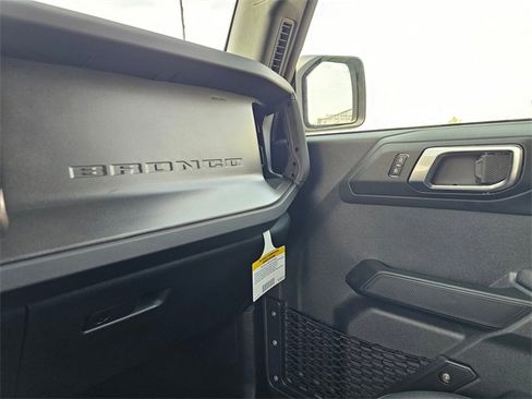 New 2025 Ford Bronco Big Bend w/ Black Diamond Package image 25