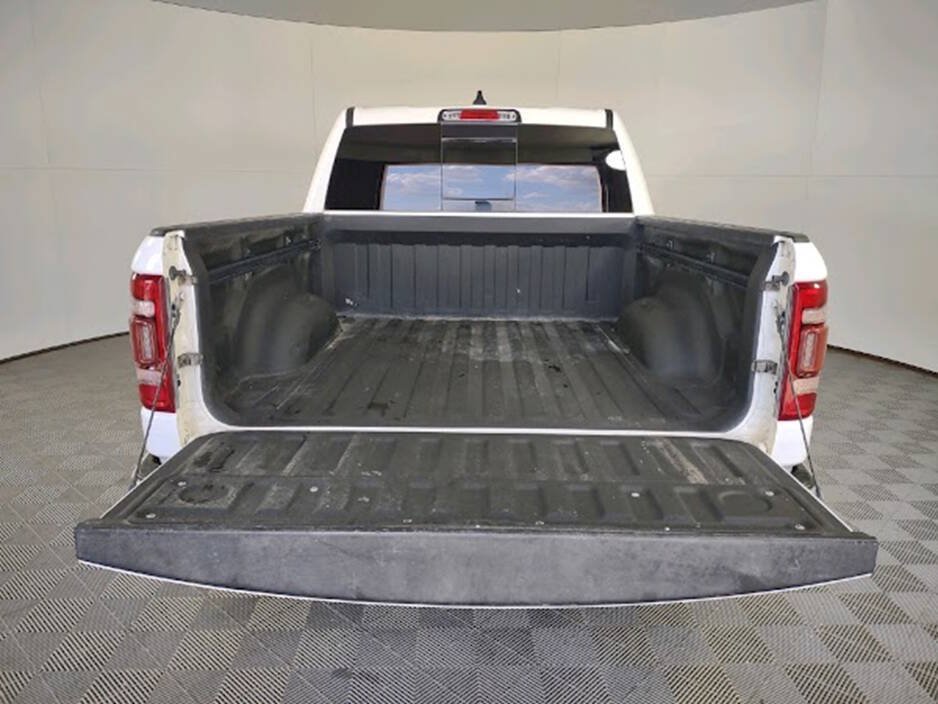 Used 2023 RAM 1500 Laramie AWD/4WD image 8