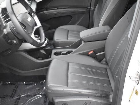 Used 2023 Audi Q4 e-tron Premium Plus w/ Premium Plus image 15