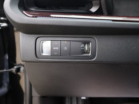 Certified 2024 Chevrolet Traverse RS w/ LPO, Floor Liner Package image 12