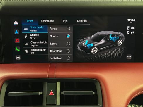 Used 2023 Porsche Taycan 4S w/ Premium Package image 27