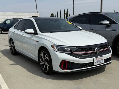 Used 2023 Volkswagen Jetta GLI Autobahn image 1