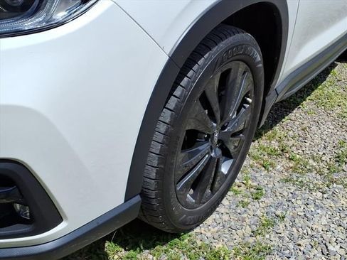 Used 2022 Subaru Ascent Onyx Edition AWD/4WD image 5