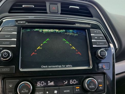 Used 2017 Nissan Maxima 3.5 SV image 18