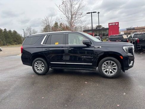 Used 2023 GMC Yukon Denali image 5