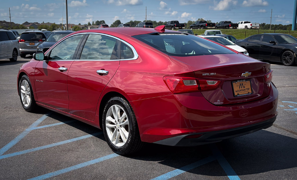 Used 2016 Chevrolet Malibu LT FWD image 17