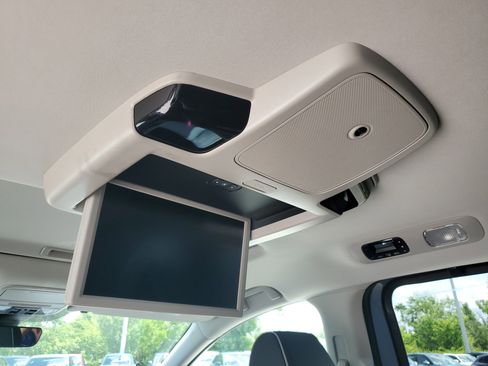 New 2026 Honda Odyssey Touring image 17