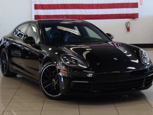Used 2018 Porsche Panamera 4 AWD/4WD image 12