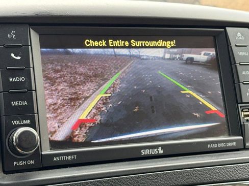 Used 2013 Dodge Grand Caravan SXT w/ UConnect Hands-Free Group image 23